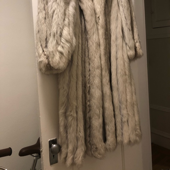 Vintage artic fox coat - Picture 2 of 5